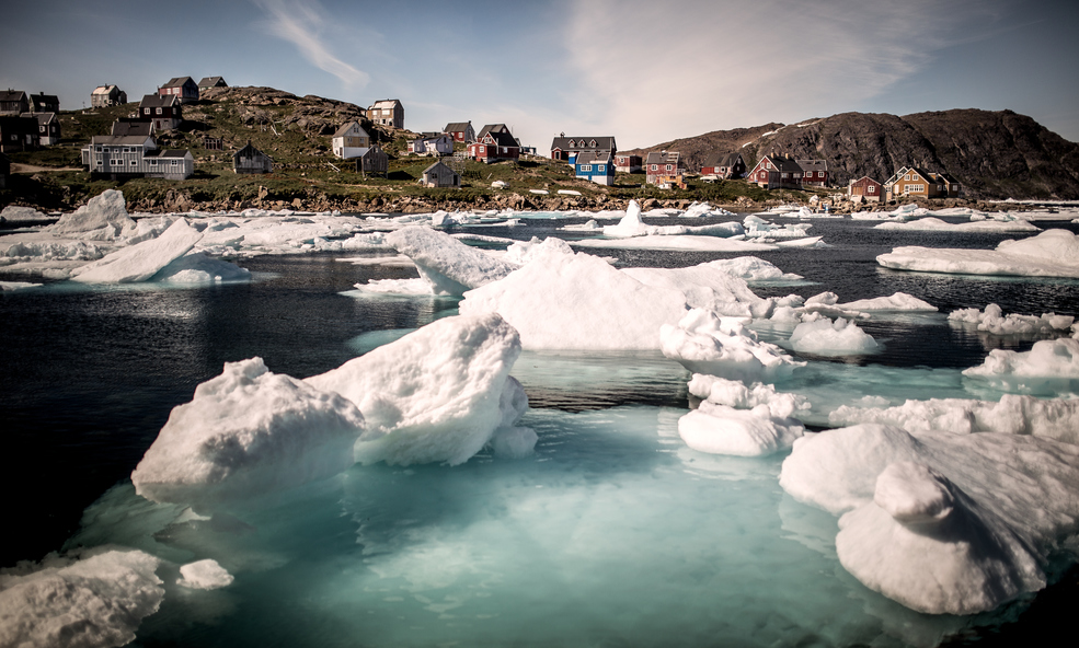 Ice_in_Kulusuk_harbour_in_East_Greenland_slider_1750934236.jpg